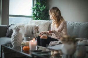 Read more about the article Building Bonds: How to Help a Puppy Feel at Home
